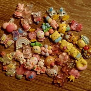 34 Colorful Asorted Kawaii Charms